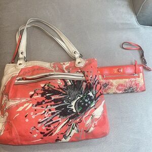Coach coral and cream poppy Shoulder Bag & wallet, needs cleaning.